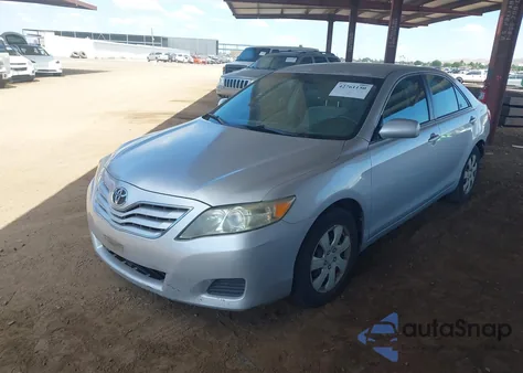 2011 Toyota Camry Le from USA, damaged, VIN 4T1BF3EK7BU751011
